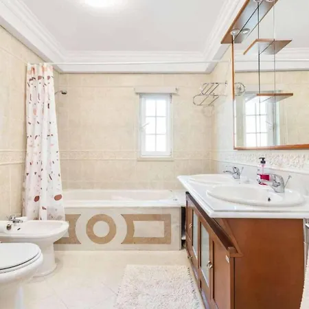 Casa Oliveira Vila *