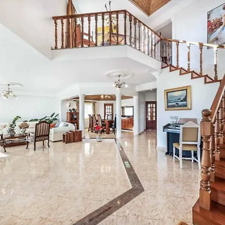 Casa Oliveira