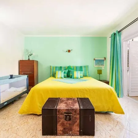 Casa Oliveira *